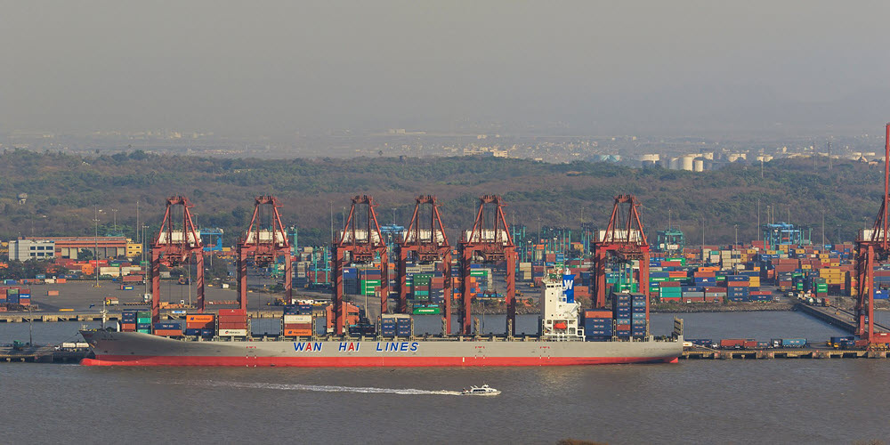 JNPT records 40.40% growth in container traffic in first half of FY 21-22