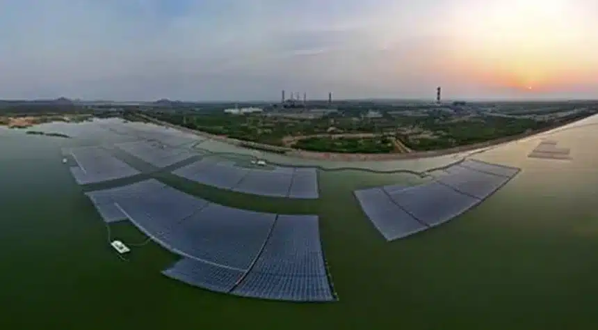 largest floating solar power