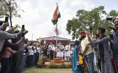Piyush Goyal hoists National Flag on the occasion of Har Ghar Tiranga Mahotsav