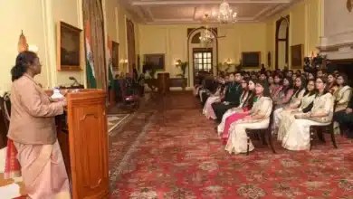 Probationers of Indian Statistical Service call on the President