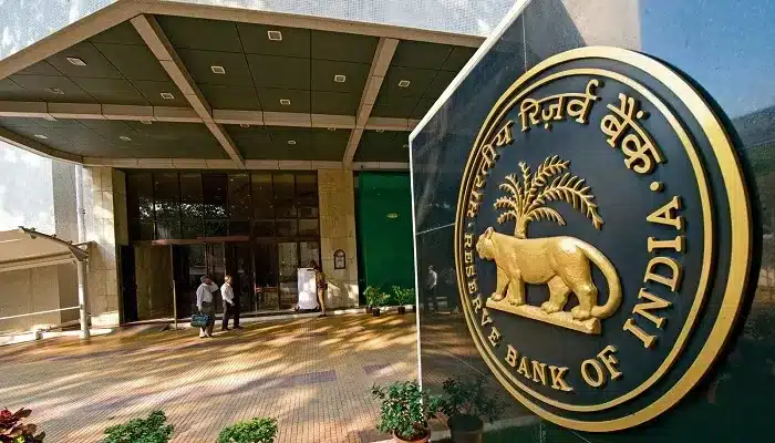 One of the promising technologies is Blockchain: RBI