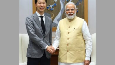 Mr. Toshi Shibata, CEO of Renesas Electronics meets PM