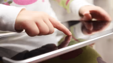 Screen Time Rules for Young Kids Can Help Reduce Obesity – New Research