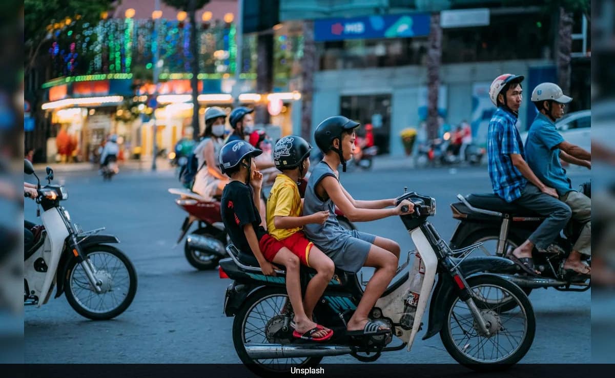 Vietnam's New Traffic Reporting Incentive Program