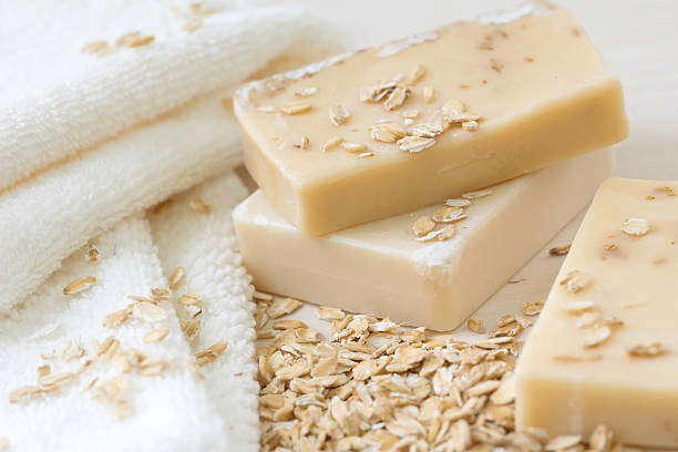 Oatmeal Soap Benefits: Honey & Oatmeal for Skin