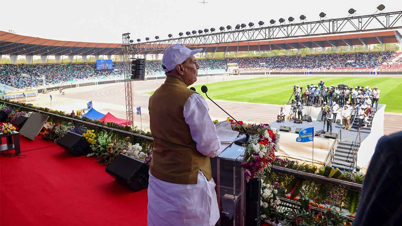 Rajnath Singh Urges Youth to Embrace Science