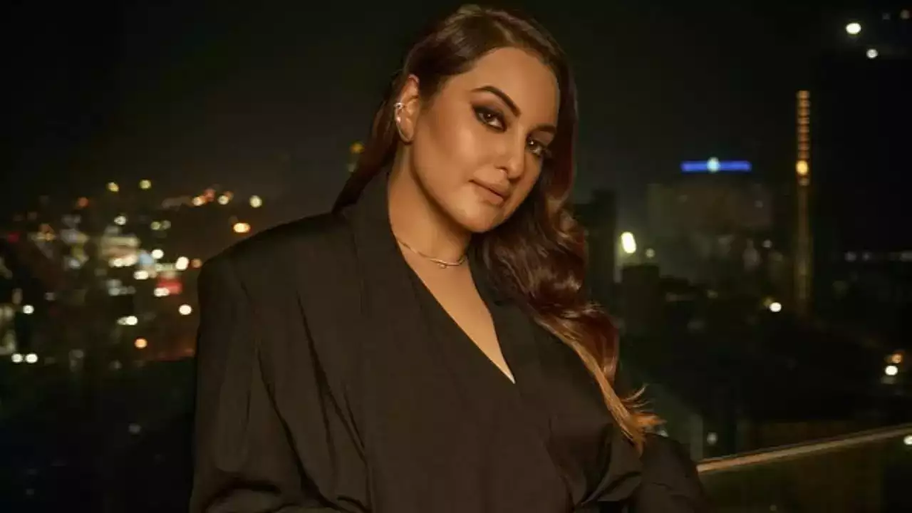 Sonakshi Sinha Sells Mumbai Flat for ₹22.5 Crore