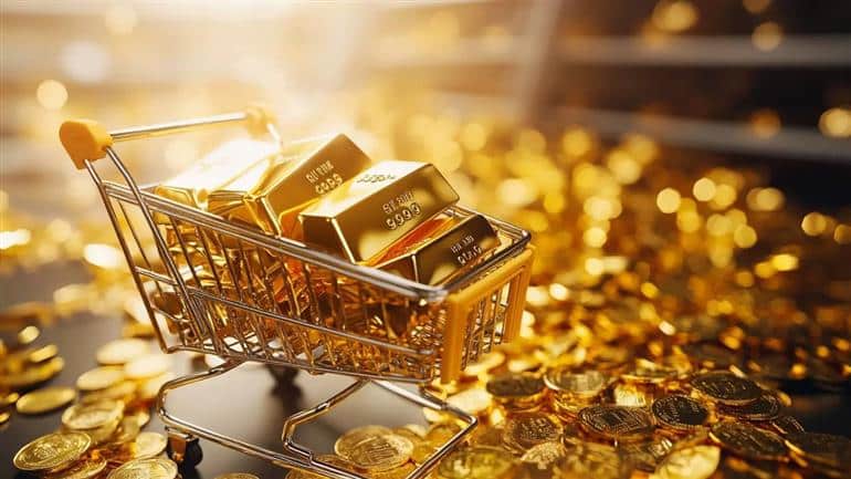 Gold Prices Surge to Record High Amid Market Uncertainty