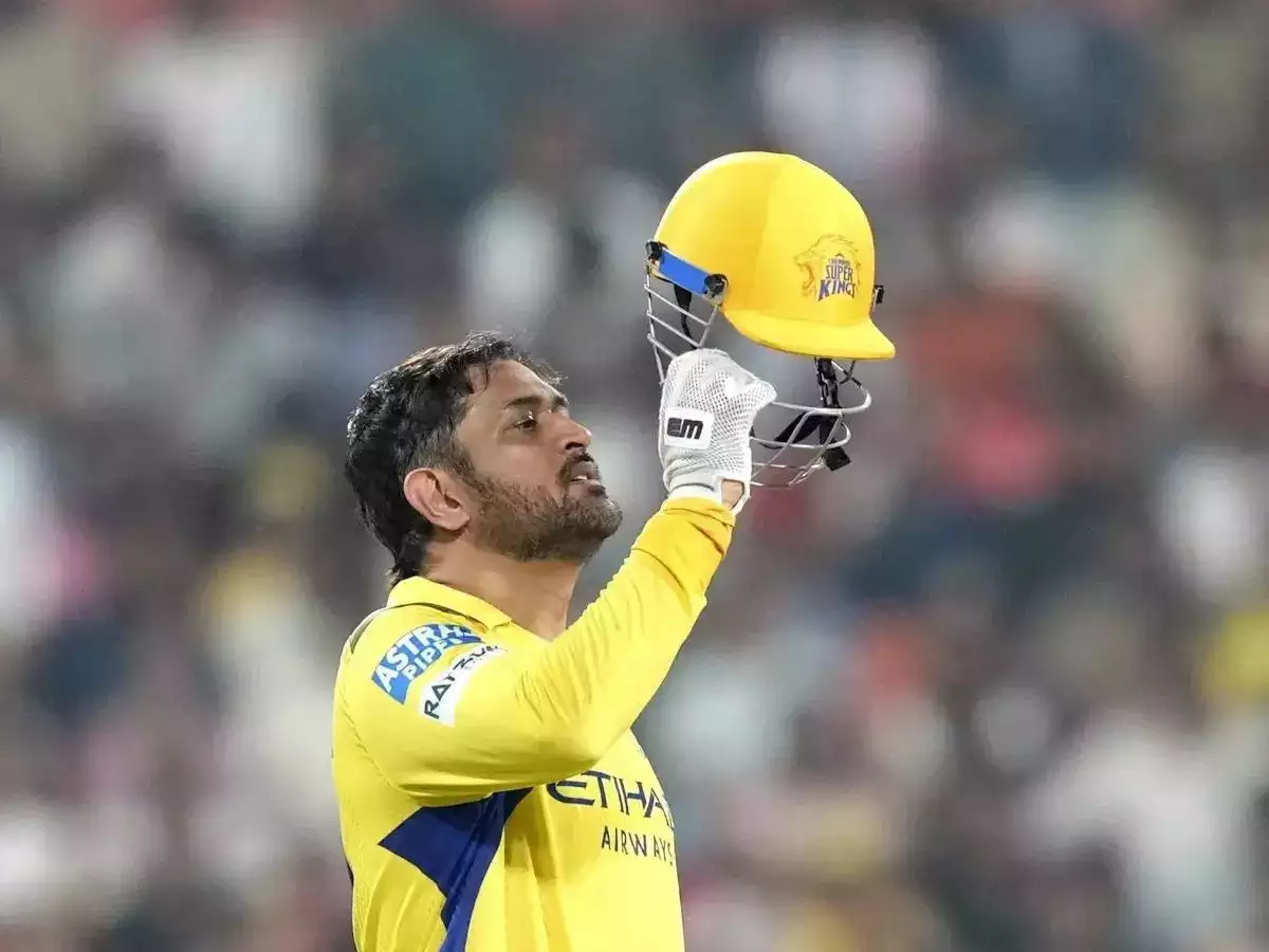 Amid Heavy Security, MS Dhoni Takes a Moment to Pause for a Special Occasion