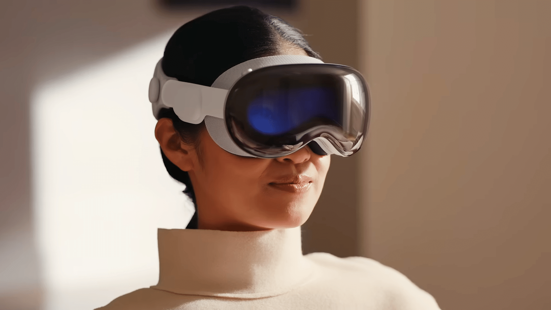 Apple Plans Thinner, Lighter Vision Headset