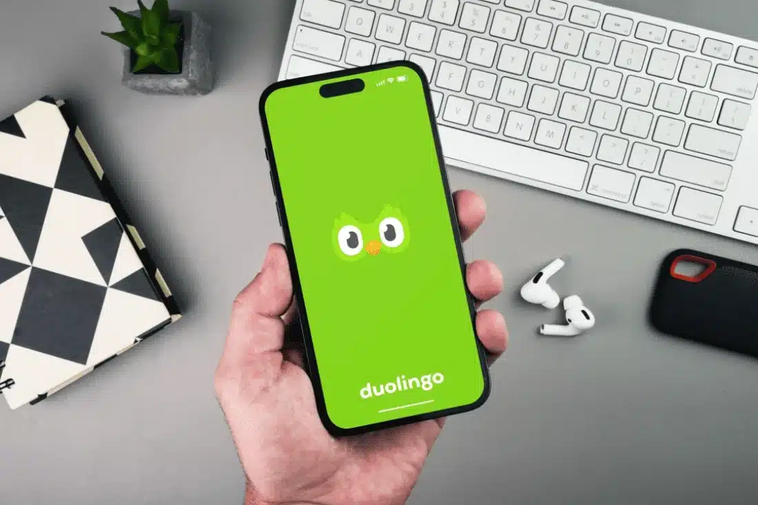 Duolingo Unveils AI-Driven Strategy, Aims for Replacement