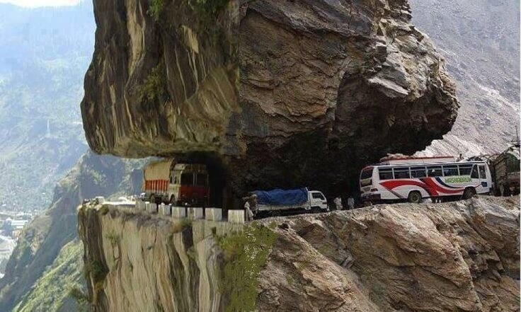 Exploring the Dangers: What Makes India's Roads Among the Most Lethal Globally