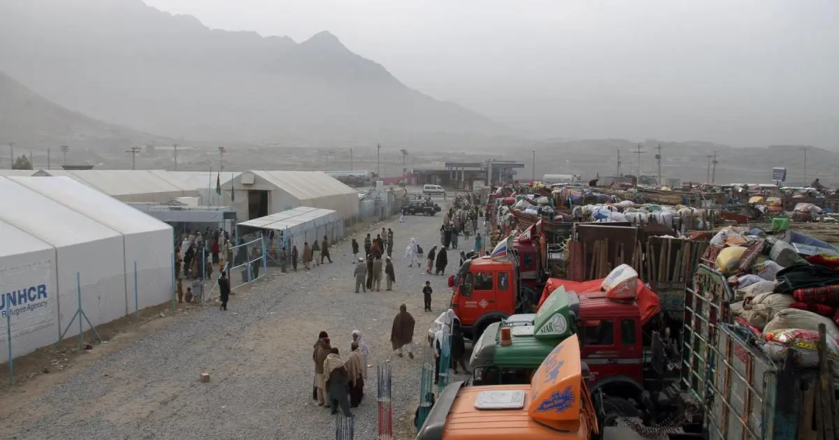 Pakistan Forces Mass Expatriation of Tens of Thousands of Afghan Nationals