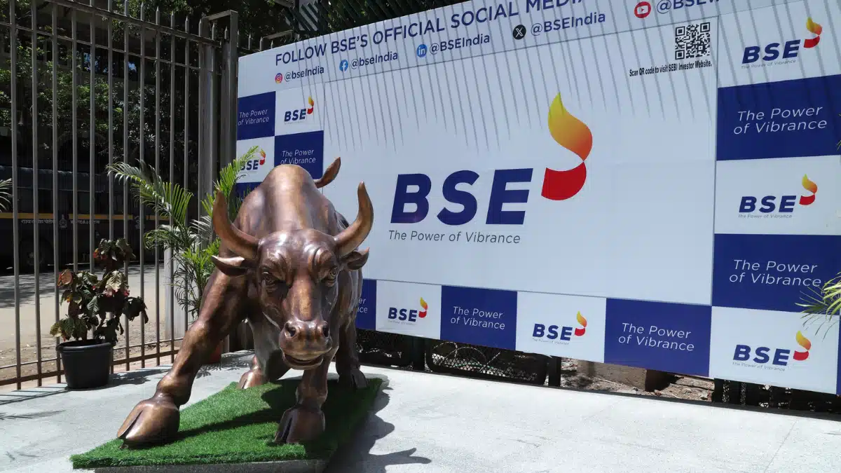 Stock Market Update: BSE Sensex Rises Over 300 Points; Nifty50 Performance