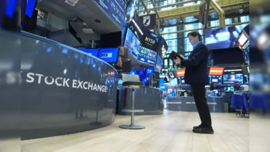 US Stock Market Sees Significant Decline: Dow Drops Over 600 Points, Nasdaq Experiences Dip