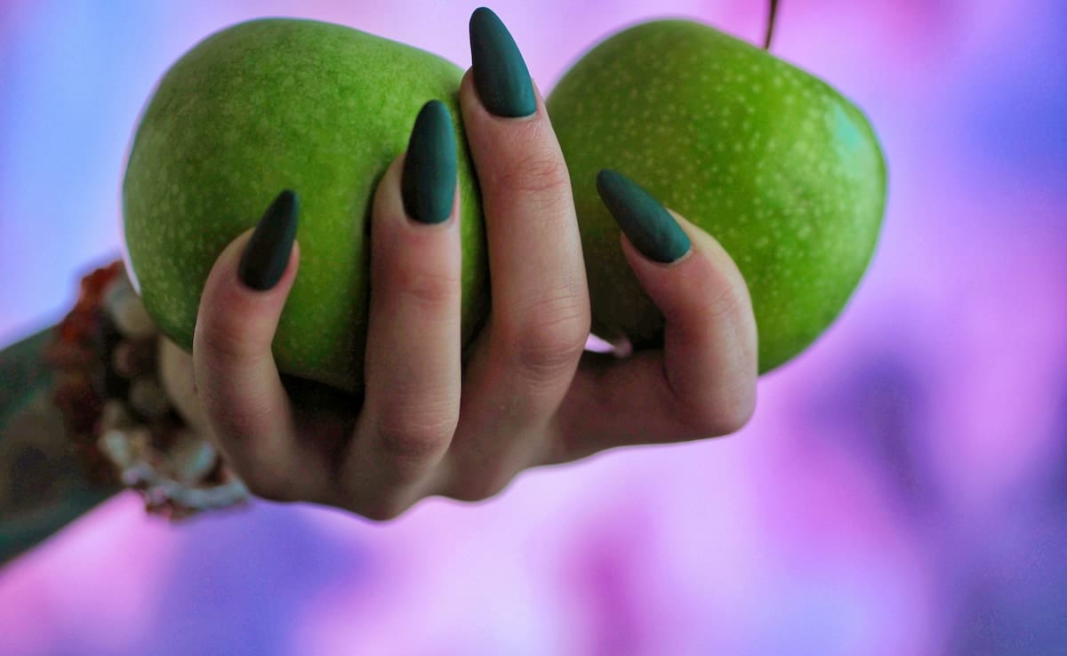 Unpacking the 'Green Nail Theory': The Viral Trend That's Got Everyone Buzzing!
