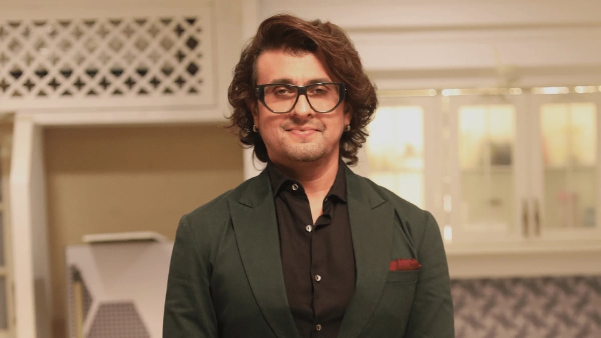 Bengaluru Police Summon Sonu Nigam for Questioning