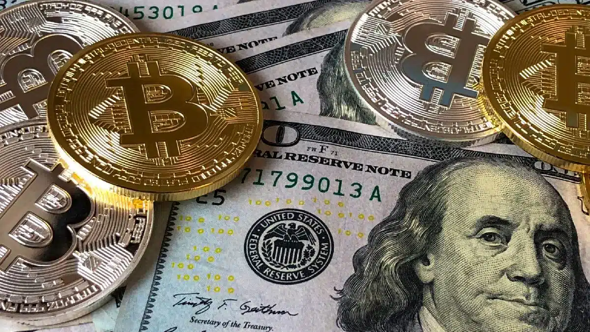 Bitcoin Soars Above $96,400 Before FOMC Meeting, Impacting Altcoins