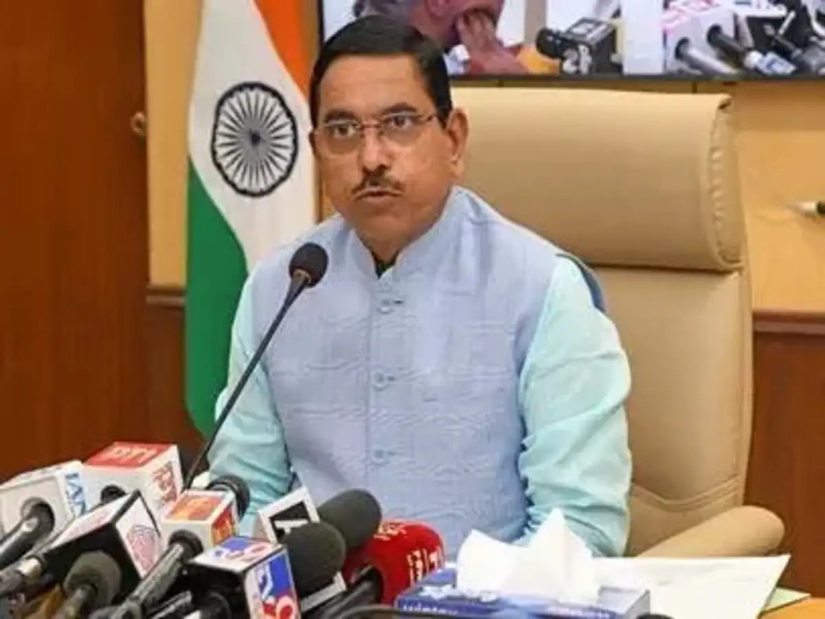 Centre Issues Guidelines for Prevention and Regulation of Illegal Listing