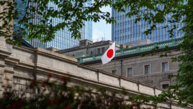 Japan's Economy Contracts in Q1, Impacted by US Factors