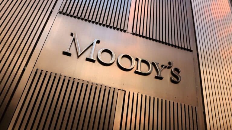Moody’s Downgrades US Credit Rating: What The Loss Of Aaa Status Means Global Markets Decline Following Moody’s Downgrade of US Credit Rating