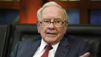 Warren Buffett Remains Chairman of Berkshire Hathaway as Greg Abel Steps In