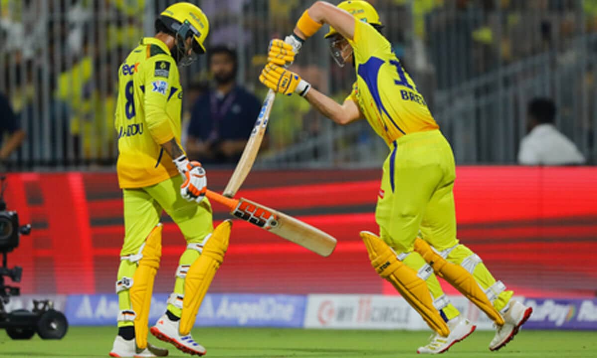 Stephen Fleming Shares Insights on the Controversial Dewald Brevis Situation