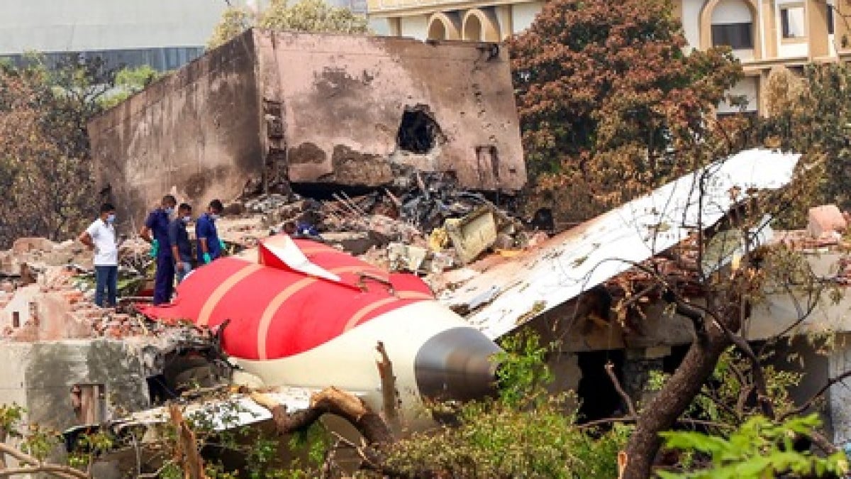India Initiates Data Recovery from Flight Recorders of Recent Crash