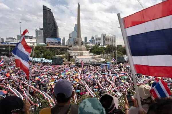 Massive Protests Erupt in Thailand Demanding Action from PM Paetongtarn Shinawatra
