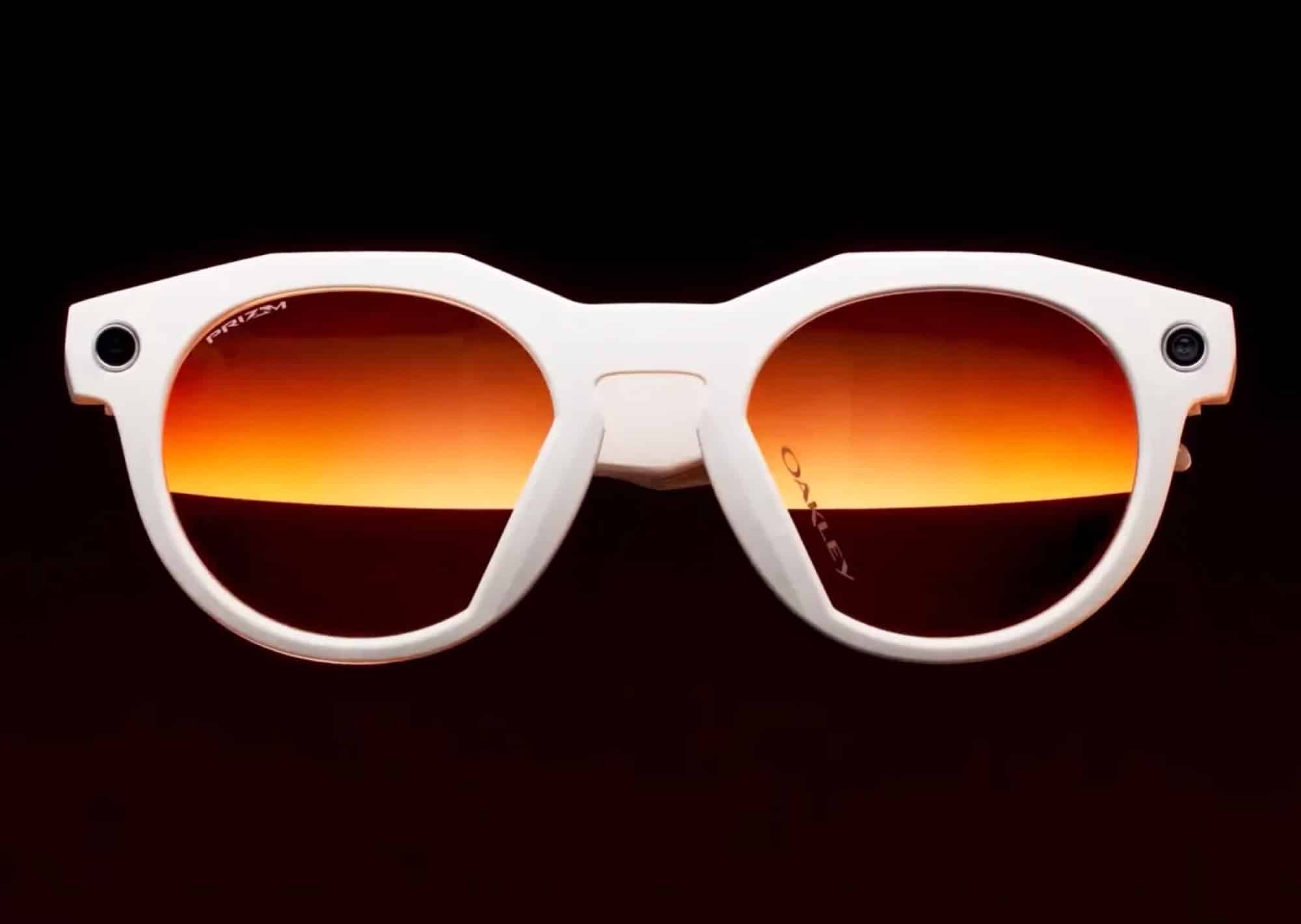 Oakley Meta Glasses Featuring Meta AI Assistant and 3K Camera