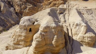 Qumran Caves Discovery Reveals Ancient Scrolls' Secrets