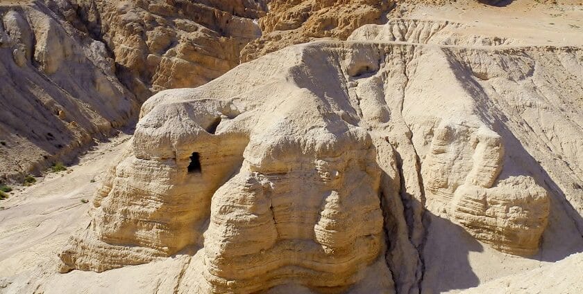 Qumran Caves Discovery Reveals Ancient Scrolls' Secrets