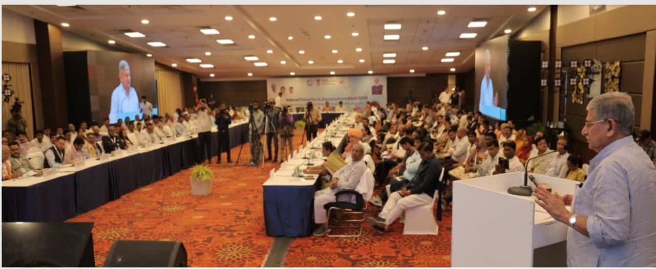 Union Minister Shri Rajiv Ranjan Singh Calls for Collaborative Push for Pradhan