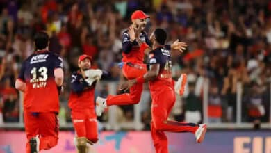 Virat Kohli's Viral 'Iconic Jump' Captivates Fans Following Shreyas Iyer's Performance