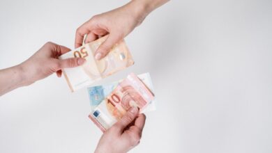 Manual Close vs. AI-Driven Financial Close