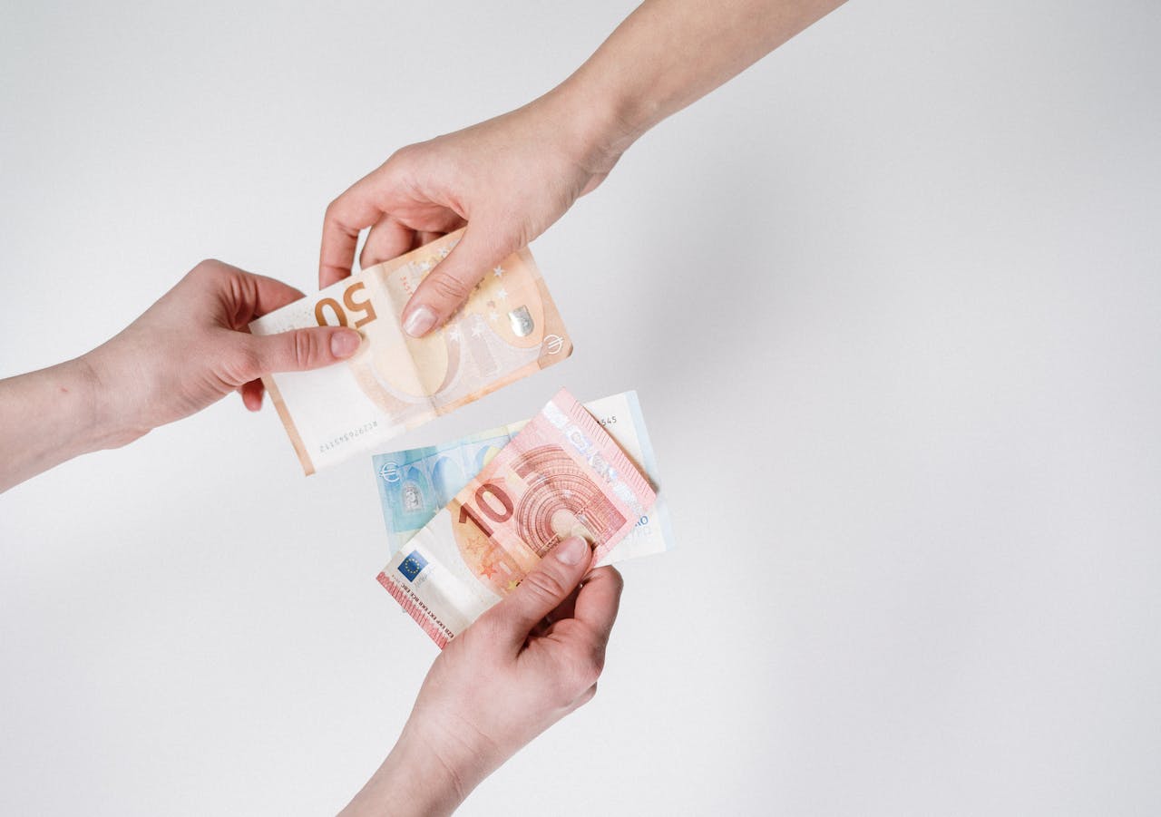 Manual Close vs. AI-Driven Financial Close
