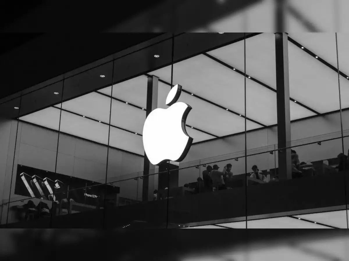 Apple Files Lawsuit Against YouTuber Jon Prosser Over Alleged iOS 26 Leaks