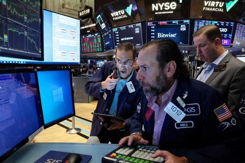 Asian Stocks Decline, Ending Extended Winning Streak; S&P 500 Achieves Record Closing Highs