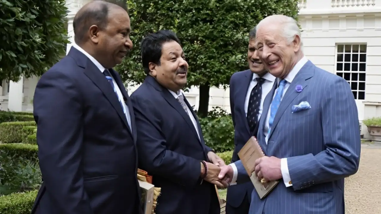 BCCI Vice President Rajeev Shukla Gifts Book to King Charles III