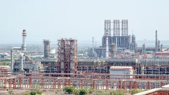 EU Imposes Sanctions on Russia's Crude Oil Sector