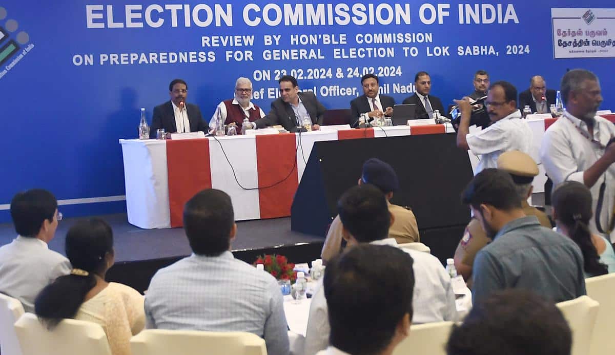 Election Commission of India Holds Meeting with Political Party Representatives