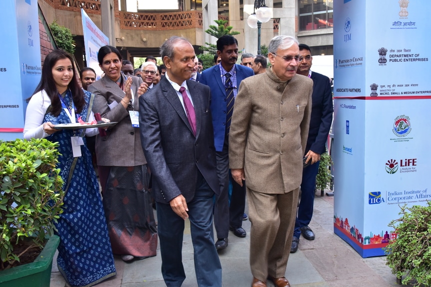 IICA Promotes Responsible Business Through Research and Training