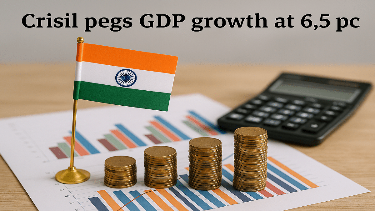 Indian Economy Shows Resilience as GDP Expected to Grow 6.5% in FY26
