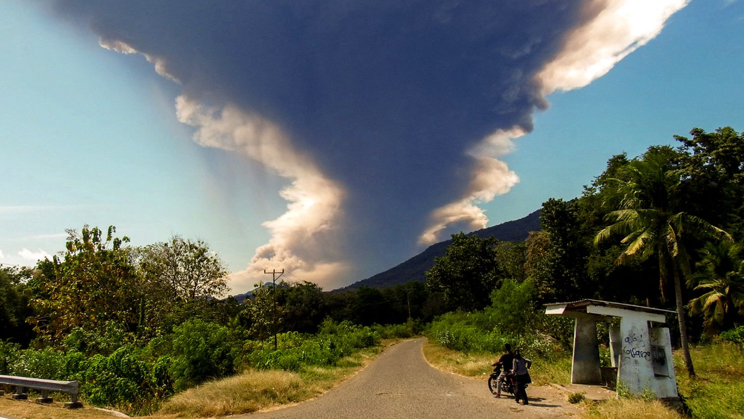 Indonesian Volcano Mount Lewotobi Laki-laki Erupts with Powerful Ash Plume