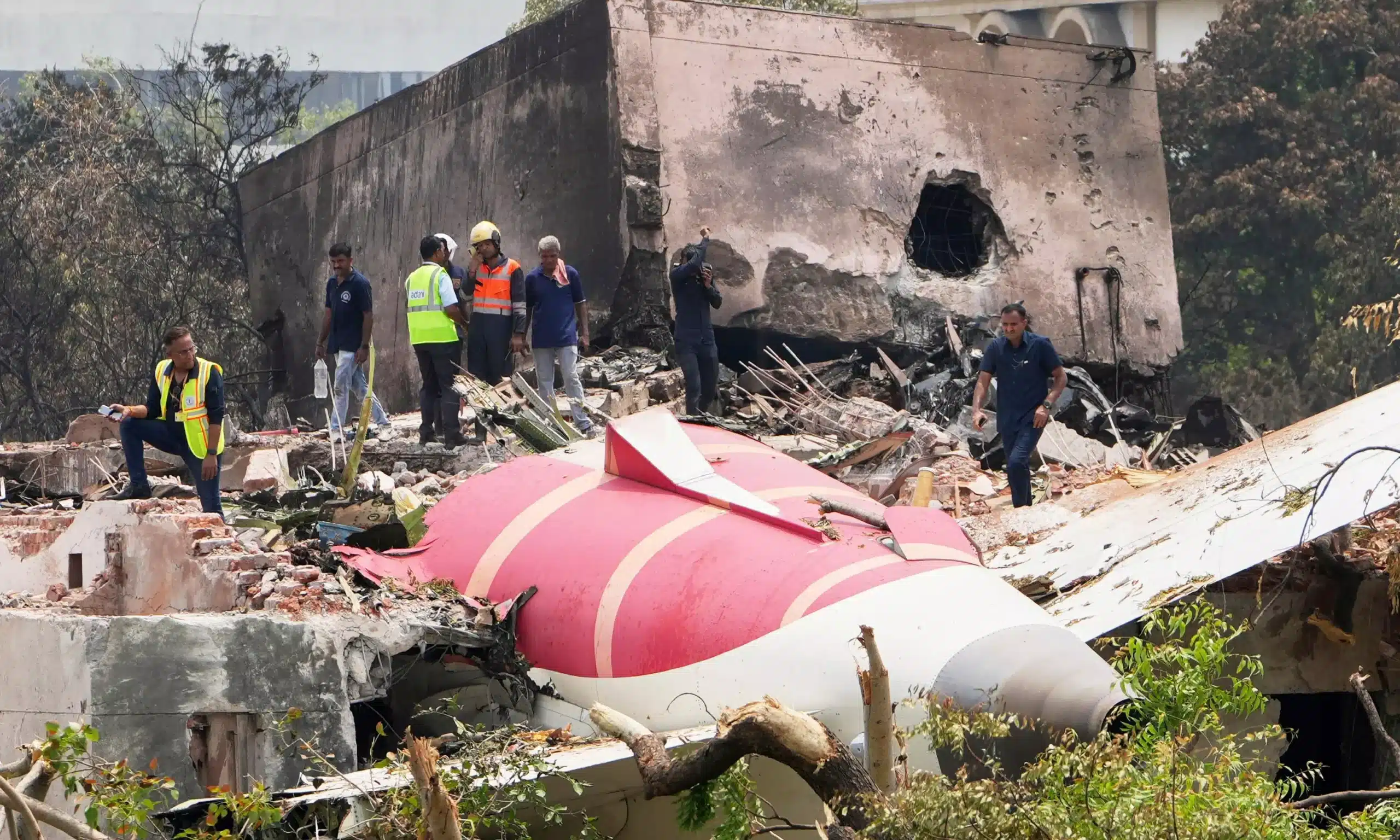 Aviation Authority Confirms Safety of Fuel Switches Amid Industry Scrutiny