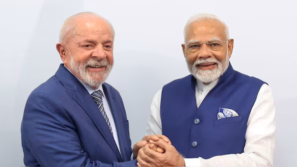 Prime Minister Holds Meeting with Brazilian President