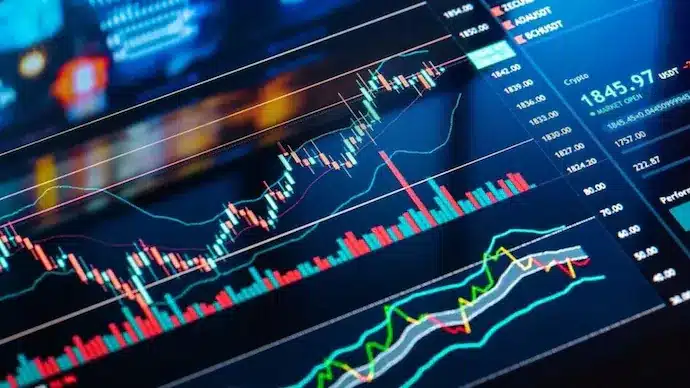 Essential Stock Recommendations for July 25, 2025: Today's Top Companies to Consider