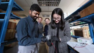 Virginia Tech Engineers Develop Durable, Self-Repairing Materials