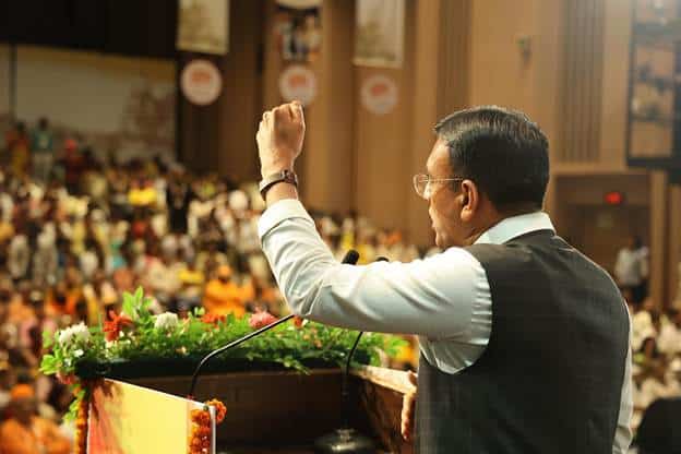‘Yuva Spiritual Summit’ Commences at Rudraksh Convention Centre in Varanasi