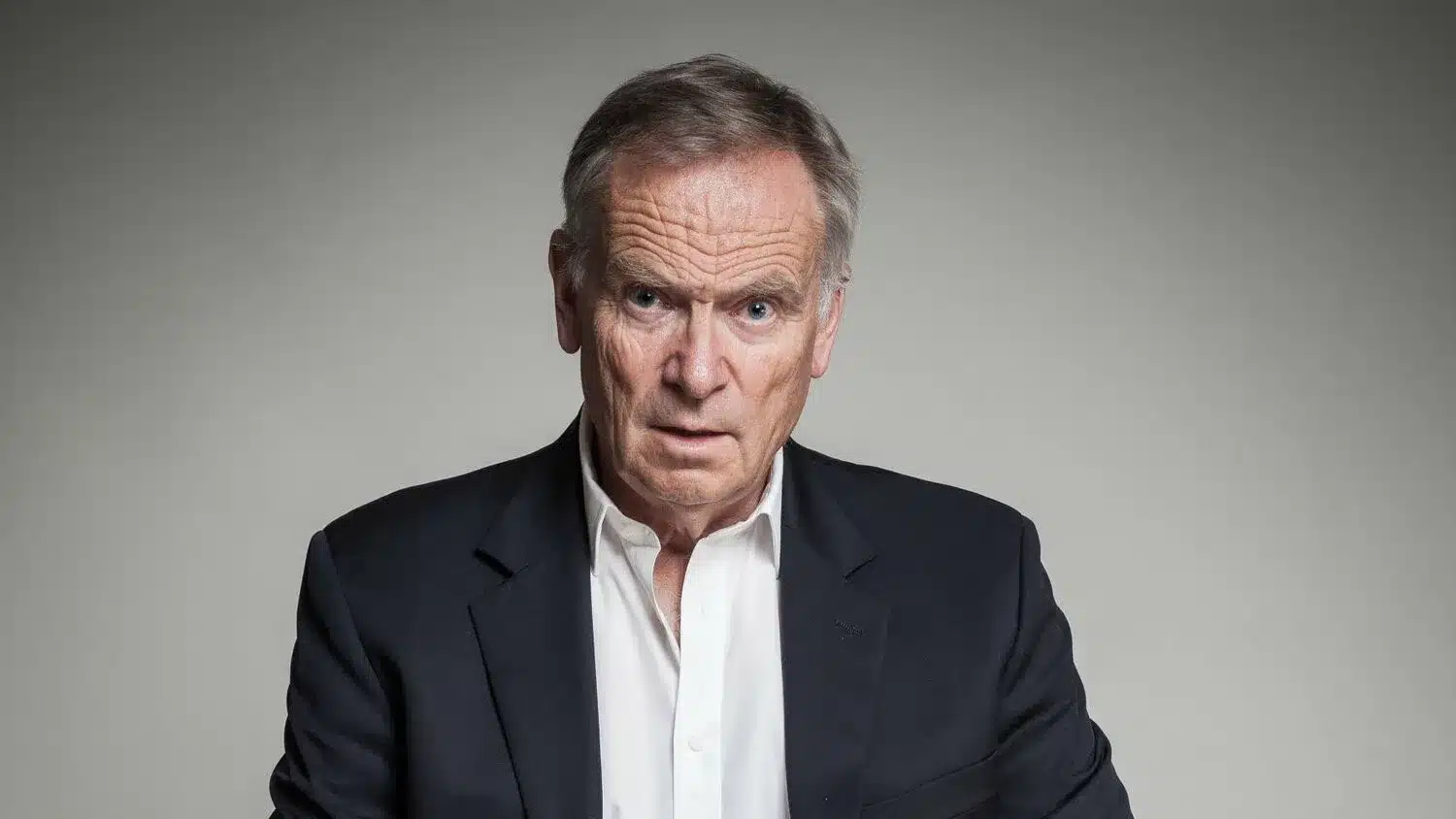 Applause Entertainment Secures Global Rights to Six Classic Jeffrey Archer Novels